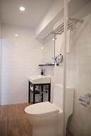 Daan Park Hotel - Hostel