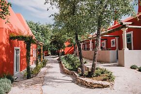 Luz Charming Houses