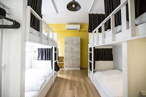 We Come Hostel