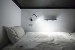 We Come Hostel