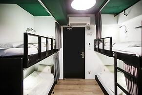 We Come Hostel