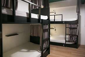We Come Hostel