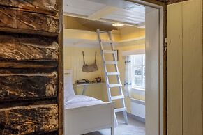 Lofoten Cottages