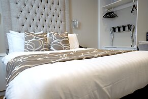 Doric Hotel