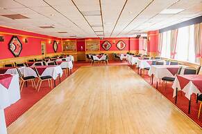 Doric Hotel