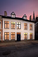 Canalside House - Luxury Guesthouse
