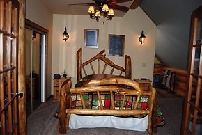 Kowal Ski Cabin by Apex Accommodations