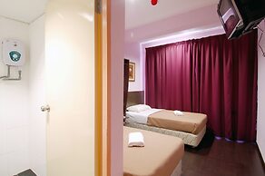 Aristo Hotel