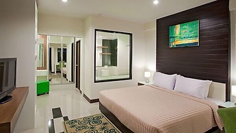 Ayara Grand Palace Hotel