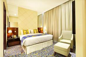 Raviz Center Point Hotel