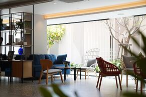 Viewplace Hotel & Residence