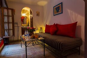 Riad Amina