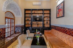Riad Amina