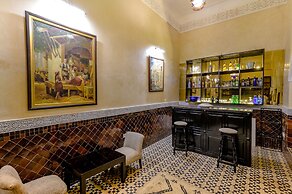 Riad Amina