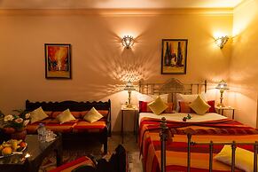 Riad Amina