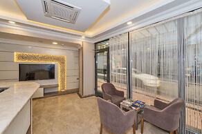 Alphonse Hotel