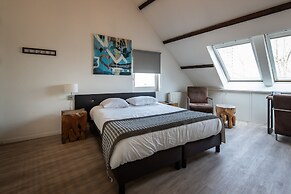 Acostar Hotel
