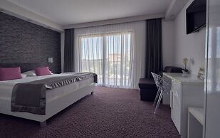 Boutique Hotel Life
