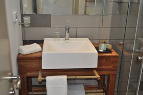 Bat Galim Boutique Hotel
