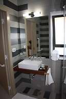 Bat Galim Boutique Hotel