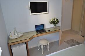Bat Galim Boutique Hotel