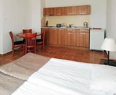 Apart-hotel Efir