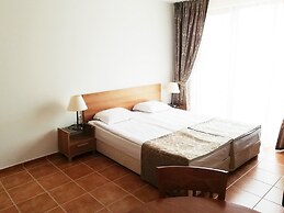 Apart-hotel Efir