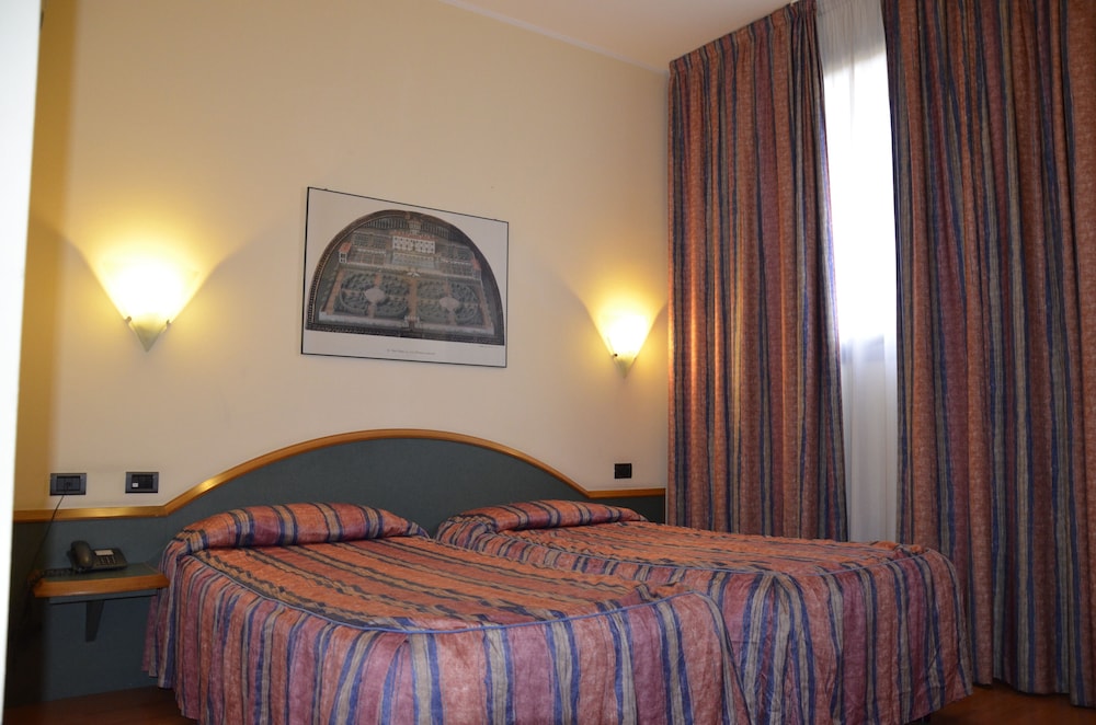Hotel Alexander