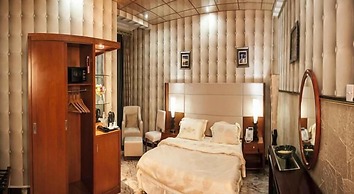 Royal Suites