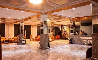 Royal Suites