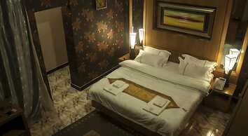 Royal Suites