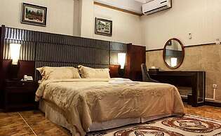 Royal Suites