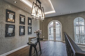 Club Tree Hotel