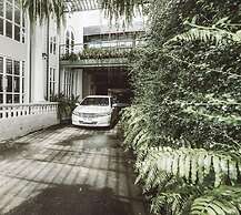 Club Tree Hotel