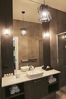 Indulge Apartments CBD