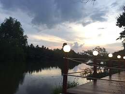 Like Residence