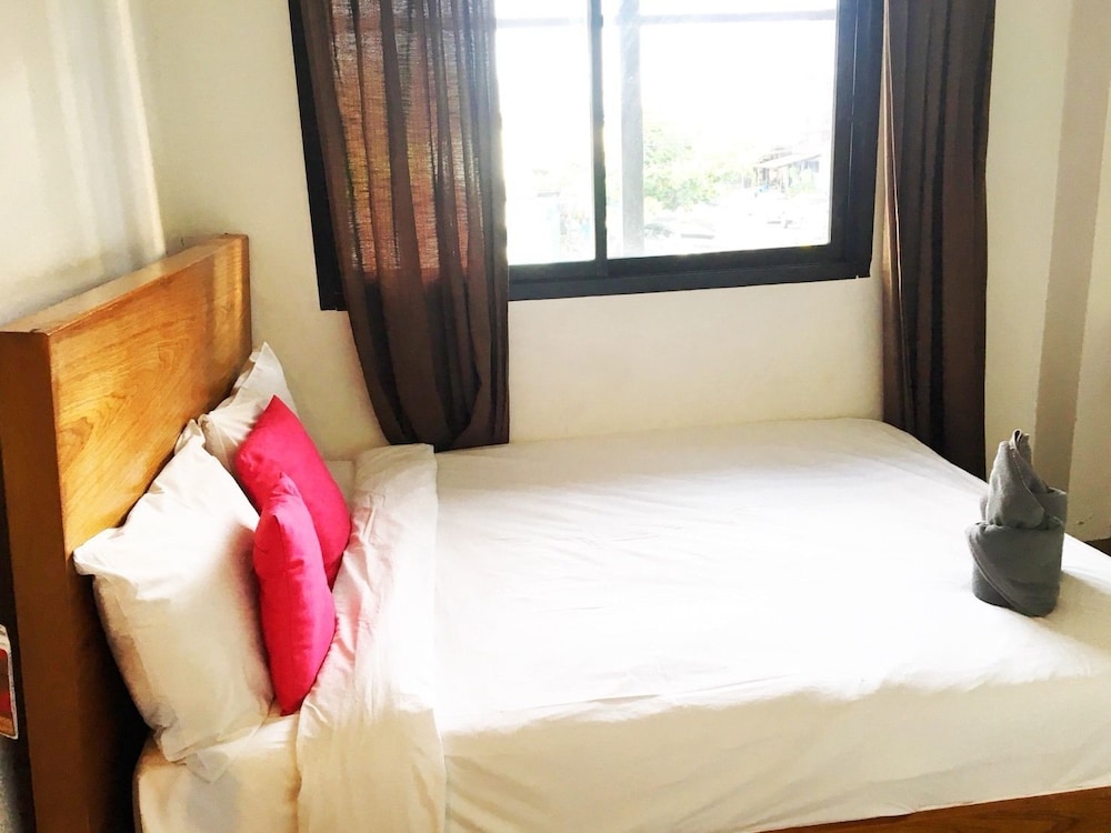 I Room Hotel
