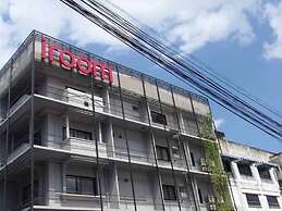 I Room Hotel