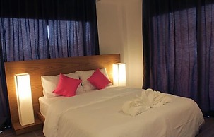 I Room Hotel