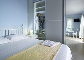 Xenia Residence & Suites
