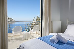 Xenia Residence & Suites