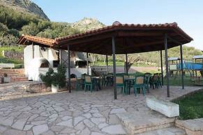 Almini Apartments