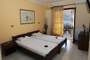Almini Apartments