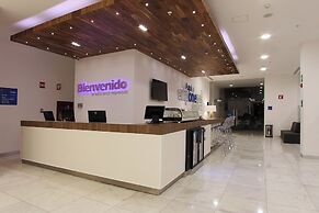 One Villahermosa 2000