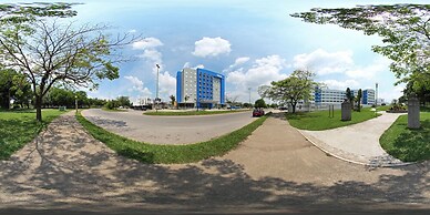 One Villahermosa 2000