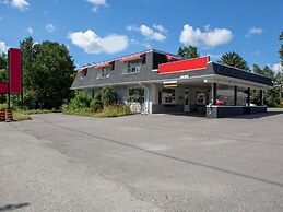 Hotel Richmond Hill ON North
