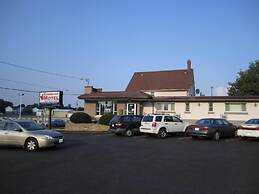 Canadiana Motel