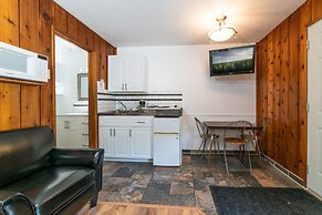 Cedar Motel