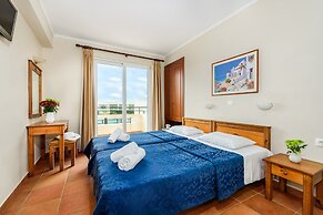 Panos Beach Hotel
