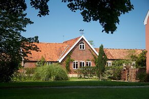 Colston Hall Cottages